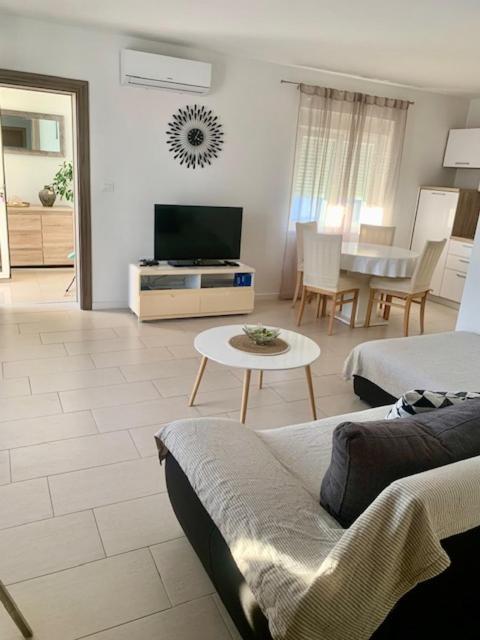 Luxury Apartment Cairos Trogir Exterior foto
